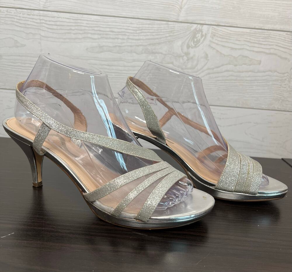 Nina silver glittery strappy glam kitten heels Size 9
